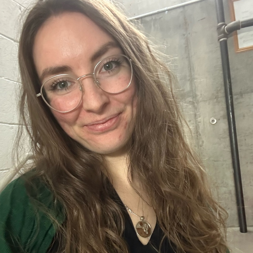 Meet your Posher, Lizzy